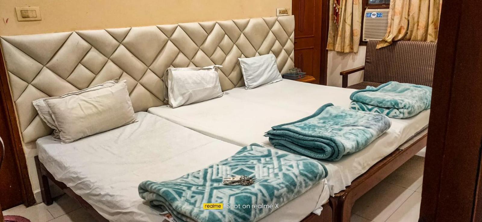 Hotel Pleasure Landmark Ujjain Εξωτερικό φωτογραφία