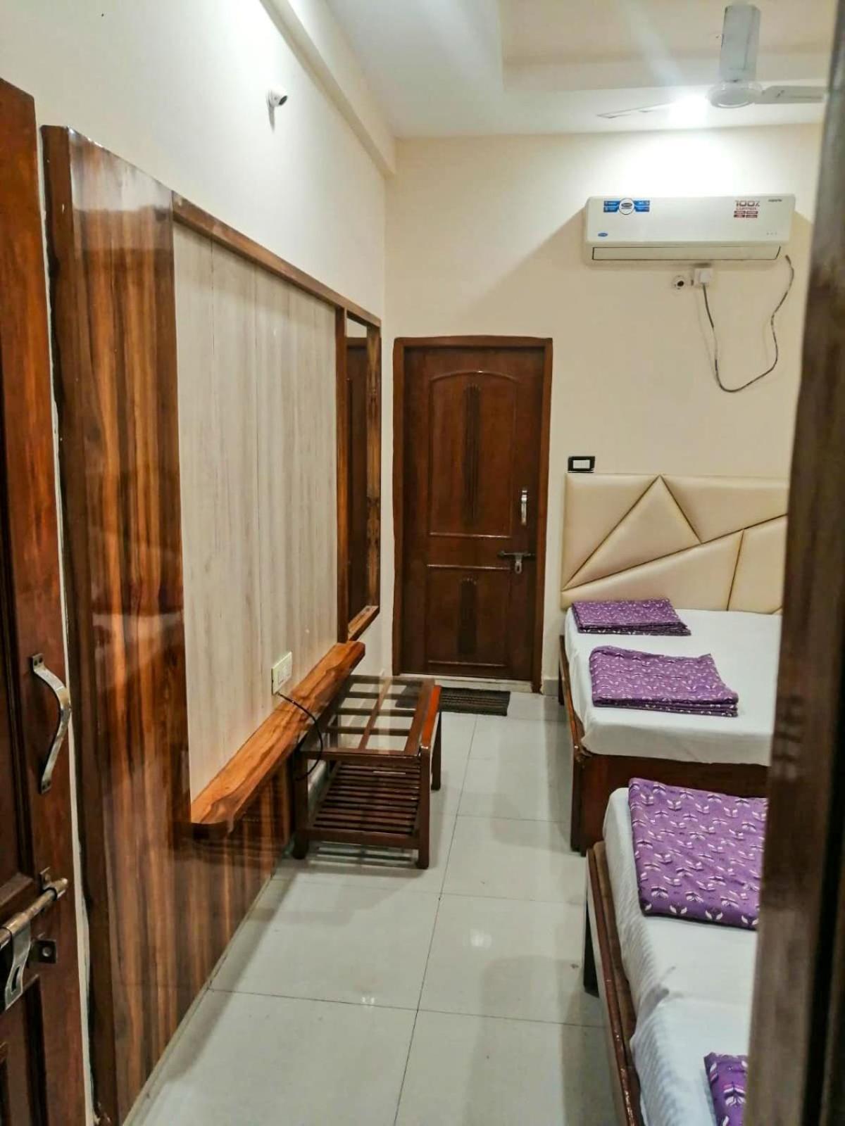 Hotel Pleasure Landmark Ujjain Εξωτερικό φωτογραφία